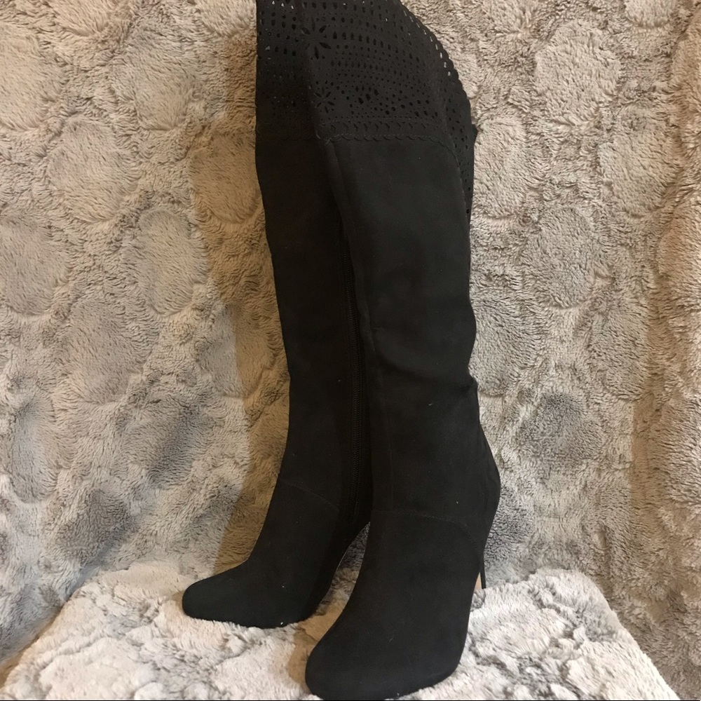 Under the knee boots
